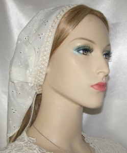 Rachel Pale Yellow Eyelet Mimkhatah Kerchief Headcovering