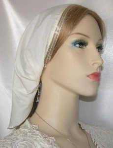 Sarah Creme Batiste Mimkhatah Kerchief Headcovering