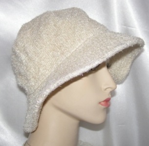 Ecru Poly Chenille Hat Kova