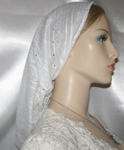 White Eyelet Design Snood